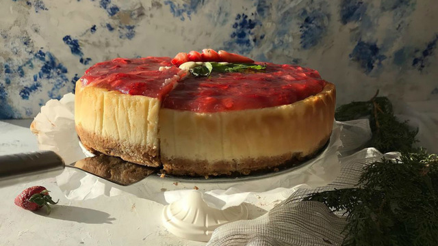 Pembe Gönlüm Sende: Çilekli Cheesecake