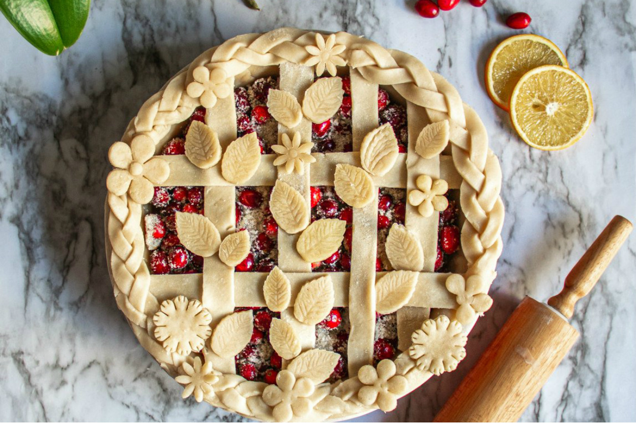 Bu Kez Farklı Yapalım: Kızılcıklı Tart