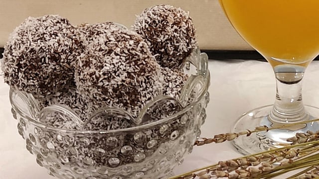 Glutensiz Lezzet: Ayvalı Toplar