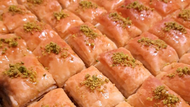 Lezzeti Şahane: Pastane Tadında Baklava