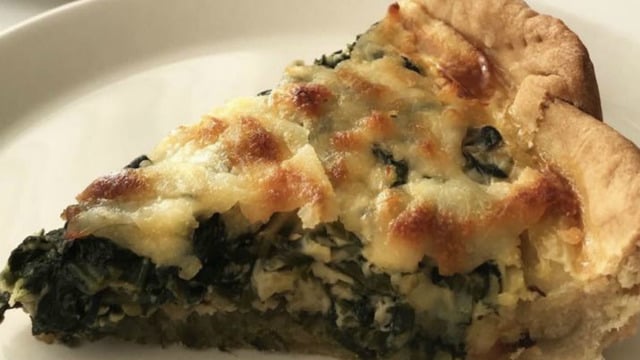 Kahvaltı Sofranızda Yer Açın: Ispanaklı Kiş