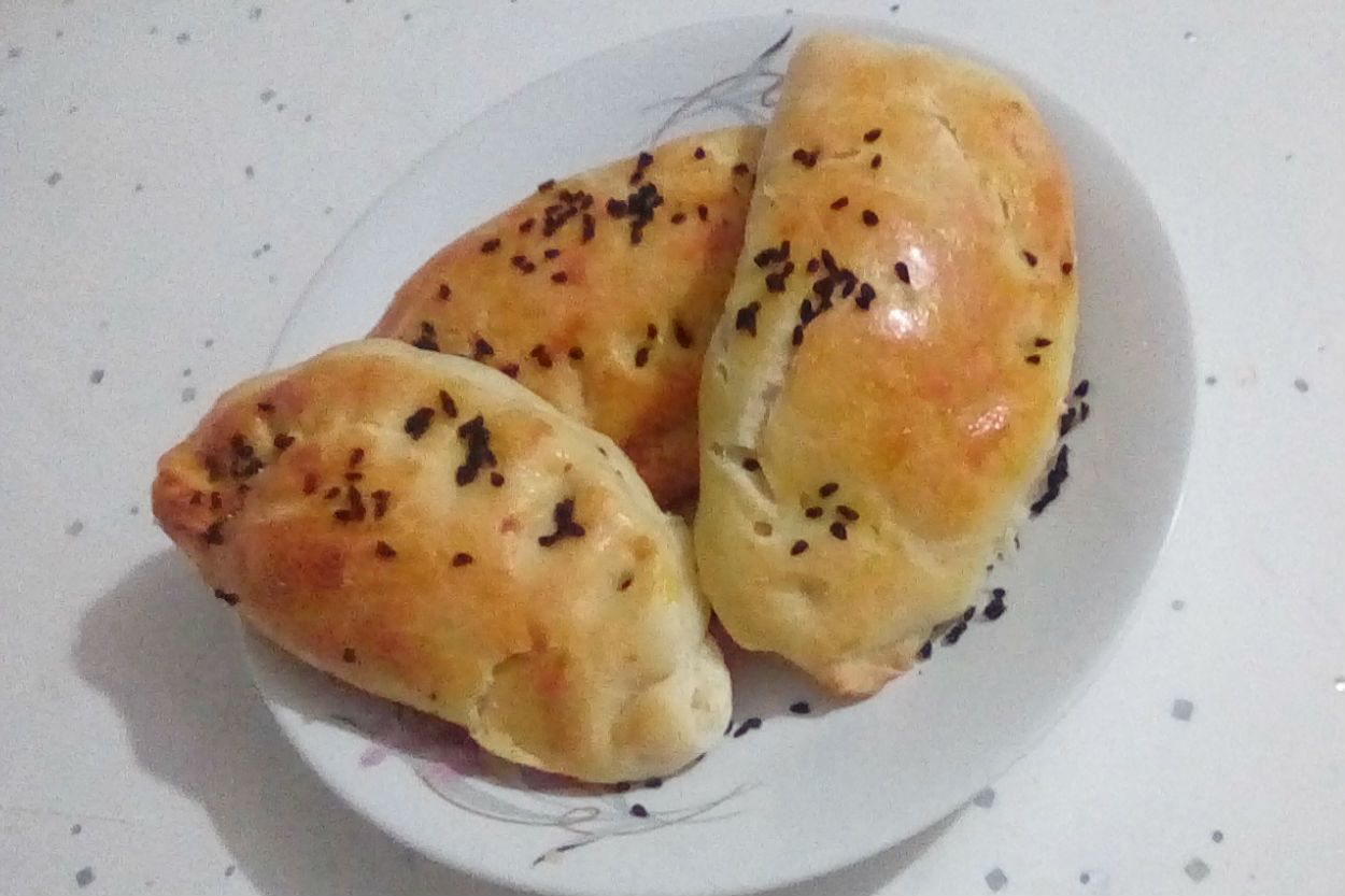 Fırında Pişecek Ev Mis Kokacak: Peynirli Maydanozlu Poğaça
