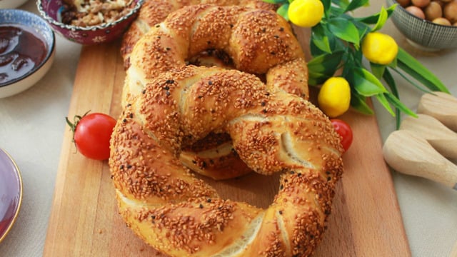 Pazar Kahvaltılarına: Ev Yapımı Çıtır Simit