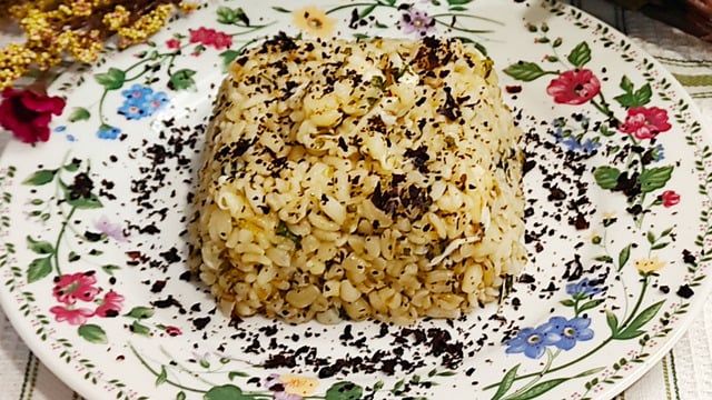 Bir de Böyle Deneyin: Kaşarlı Baharatlı Bulgur Pilavı