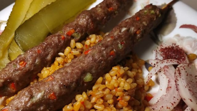 Kebap Eve Sığar: Simit Kebabı