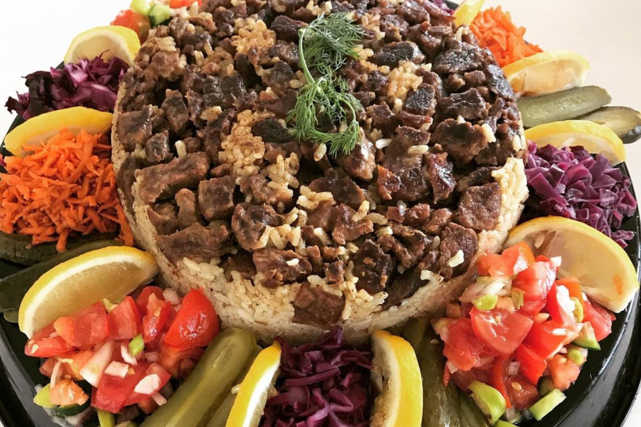 Tek Başına Ana Yemek: Maklube