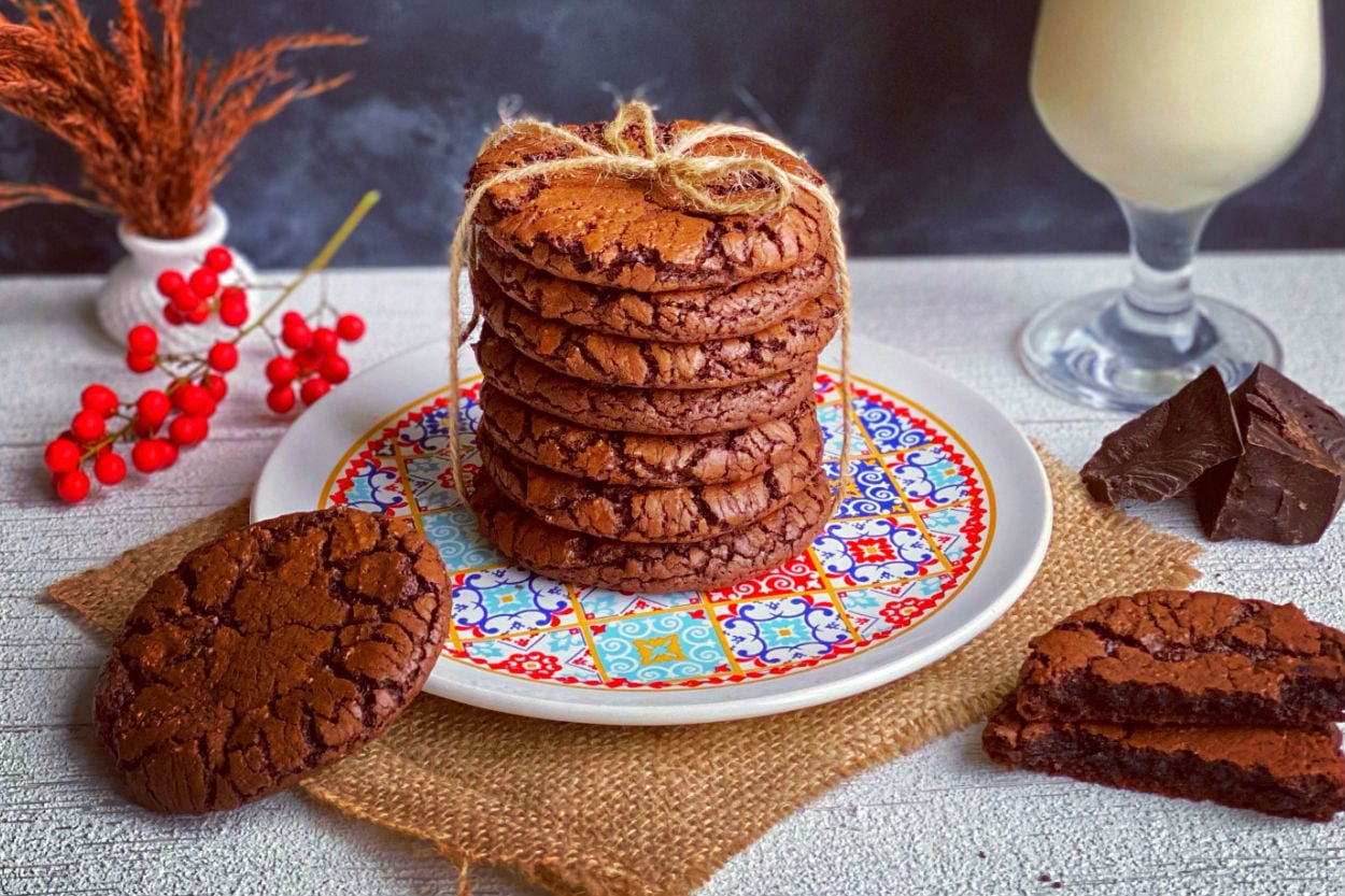 Tadınca Unutulmayacak: Çikolatalı Brownie Kurabiye