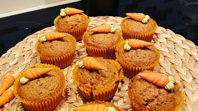 Tarçın Kokar: Havuçlu Muffin
