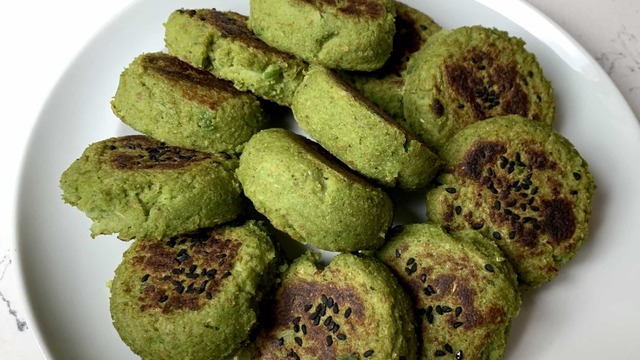 Etsiz de Doyulur: Brokoli Köftesi