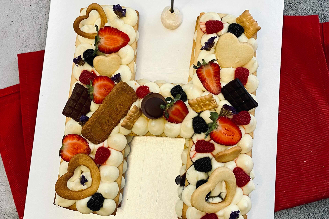 Cream Tart Olarak Bilinir: Harf Pasta