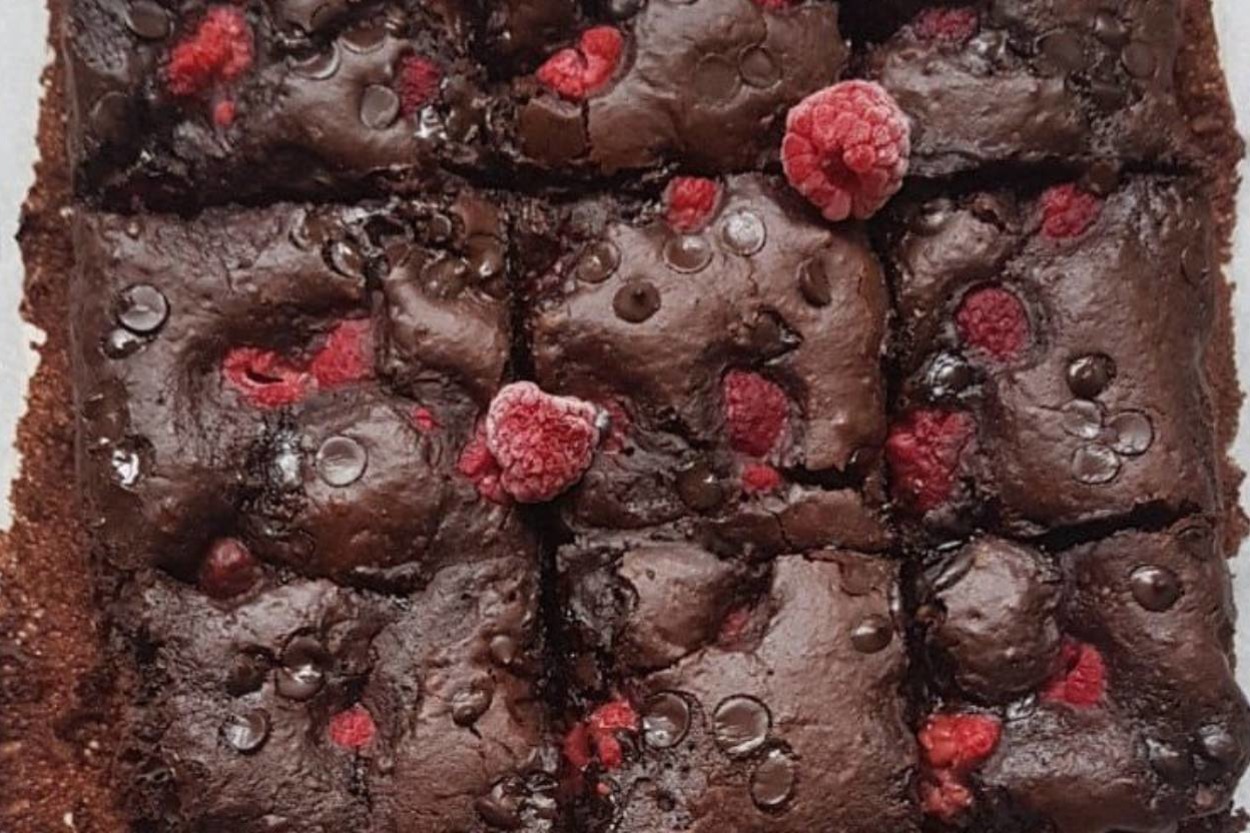 Diyet Yapanlara: Frambuazlı Fit Brownie