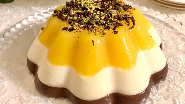 Her Katmanı Lezzetli: Üç Renkli Tatlı