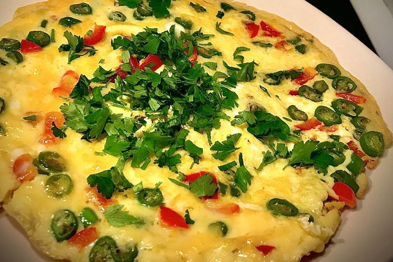 Kahvaltıya Hızlı Çözüm: Biberli Omlet