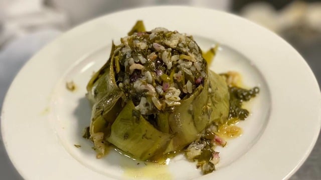 Çok Beğenilecek: Enginar Dolması
