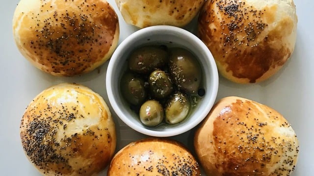 Kahvaltıya Kurtarıcı: Haşhaşlı Poğaça