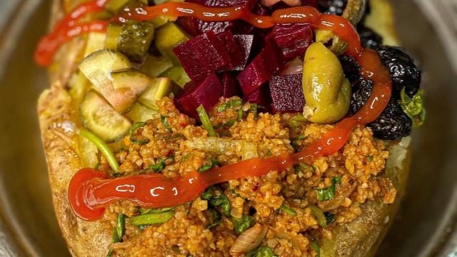 Sokakta Yemeye Son: Ev Yapımı Kumpir