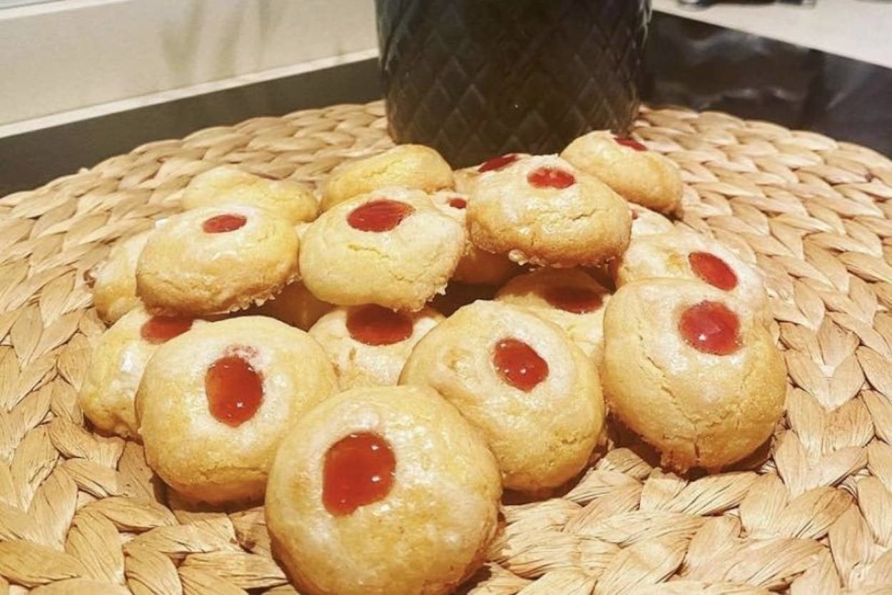 Çay Saatlerine: Marmelatlı Kurabiye