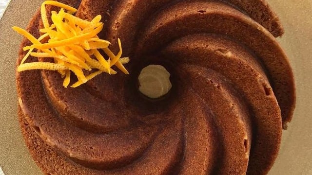 Mutfağı Saran Kokusuyla: Portakallı Islak Kek
