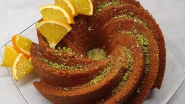İnanılmaz Lezzetli: Portakallı Cevizli Kek