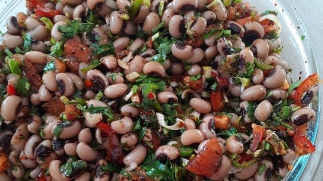 Değişiklik Arayanlara: Börülce Salatası