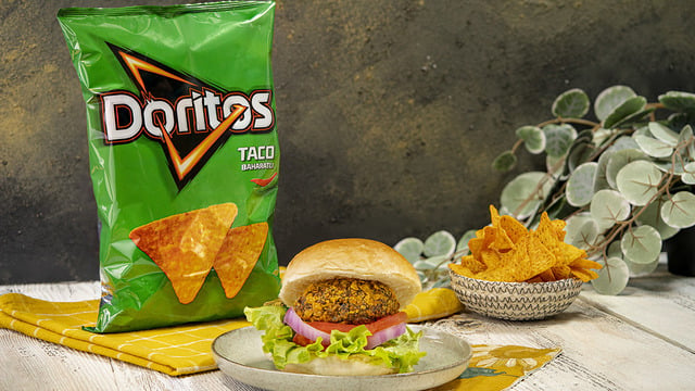 Şaşırtan Köftesiyle: Doritos Burger