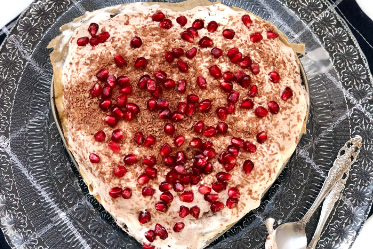 Hızlıca Hazırlanır: Pişmeyen Labneli Cheesecake