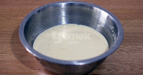 borcamda-susamli-kek-asama-1