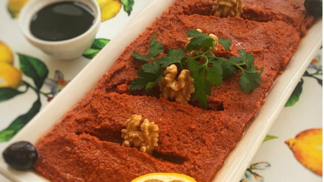 Her Öğünde Yer Bulur: Muhammara