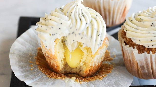 Sıcak Kahvenin Yanına: Limon Kremalı Cupcake