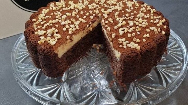 Sıradan Keklerden Sıkılanlara: Muhallebili Kek