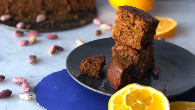 Rafine Şekersiz: Portakallı Antep Fıstıklı Fit Kek