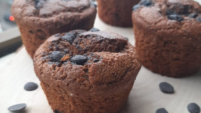 Puf Puf Kabarır: Avokado ve Muzlu Fit Muffin
