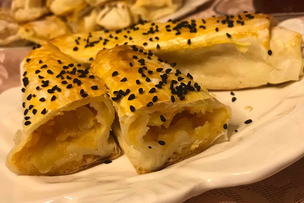 Yemelere Doyum Olmaz: Patatesli Börek