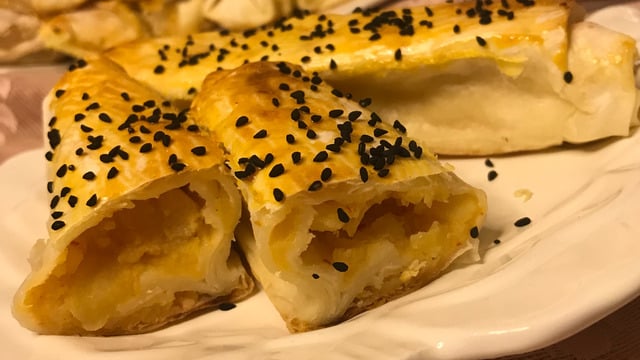 Yemelere Doyum Olmaz: Patatesli Börek