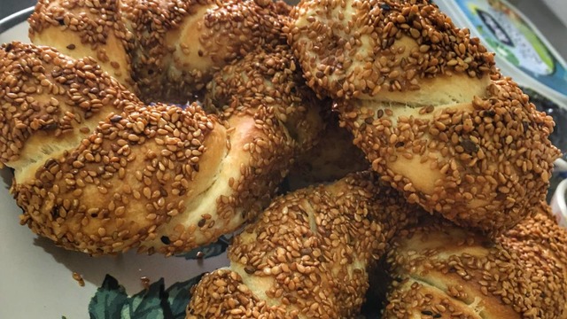 Evde Hazırlanan: Tereyağlı Çıtır Simit