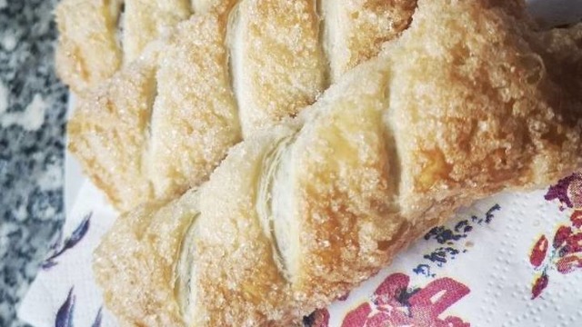 Çayın Yanına: Çikolatalı Çıtır Milföy