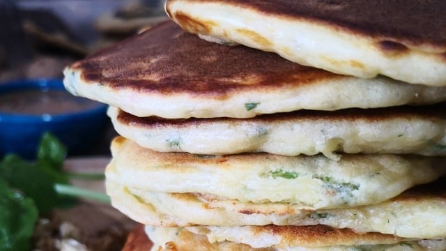 Hafta Sonu Kahvaltısı: Otlu Pankek