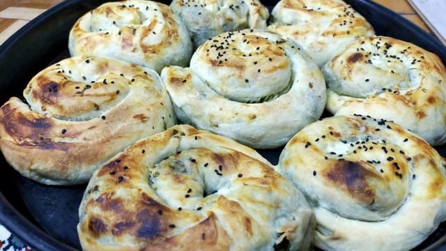 Hem Gözünüzü Hem de Karnınızı Doyuracak: Otlu Börek
