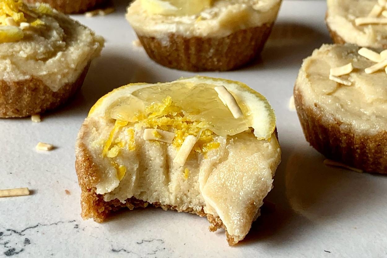 Limon Aromalı: Glutensiz Vegan Cheesecake