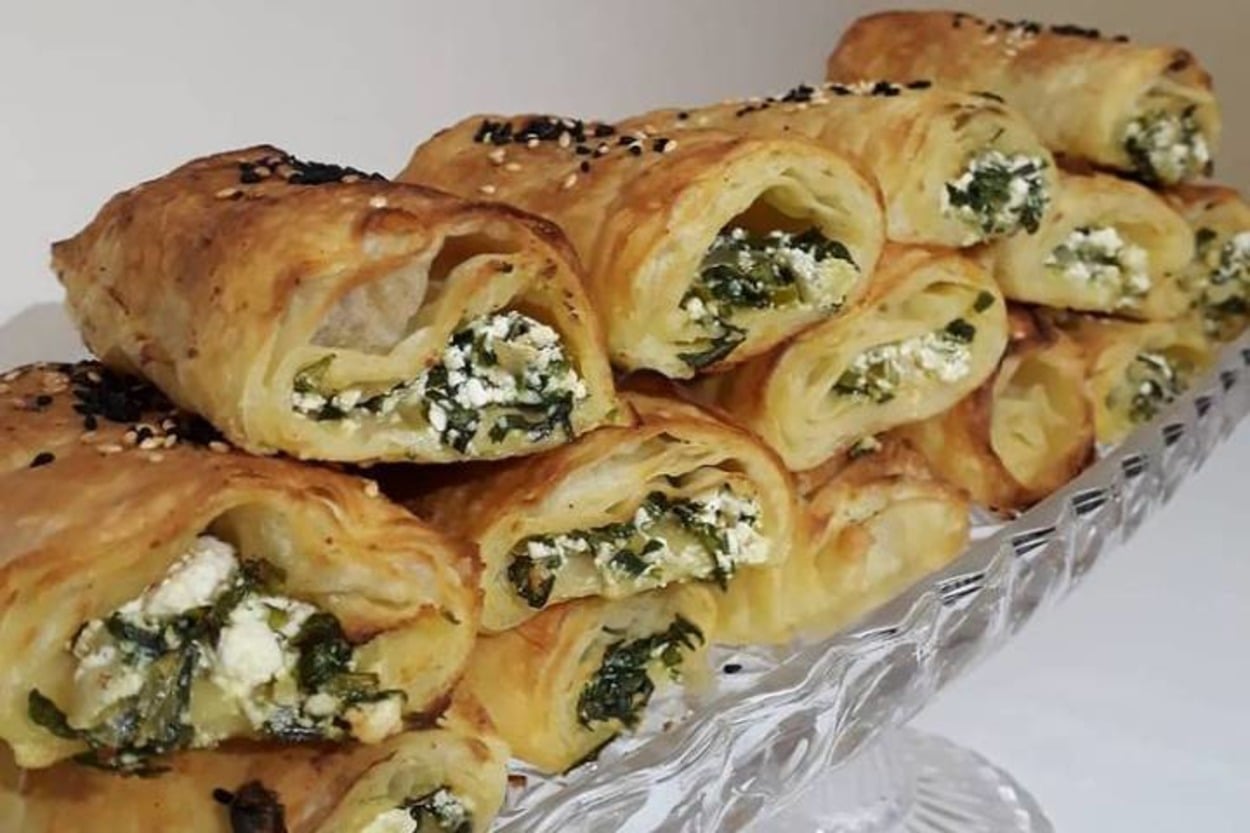 Gözleme Tadında: Ispanaklı Börek