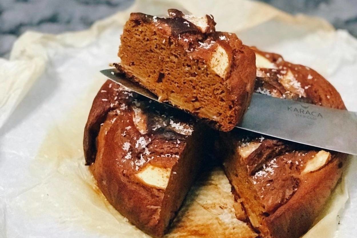 Yulaf Unlu ve Yağsız: Elmalı Fit Kek