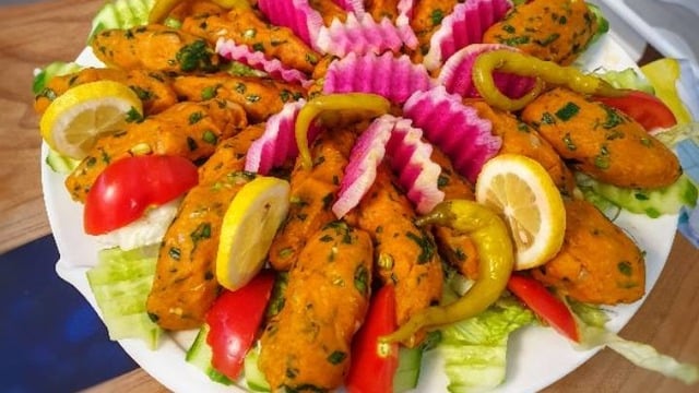 Adana Usulü: Mercimekli Köfte