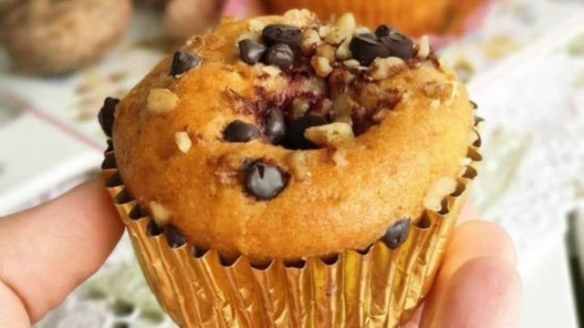 Enfes Uyum: Vişneli Damla Çikolatalı Muffin
