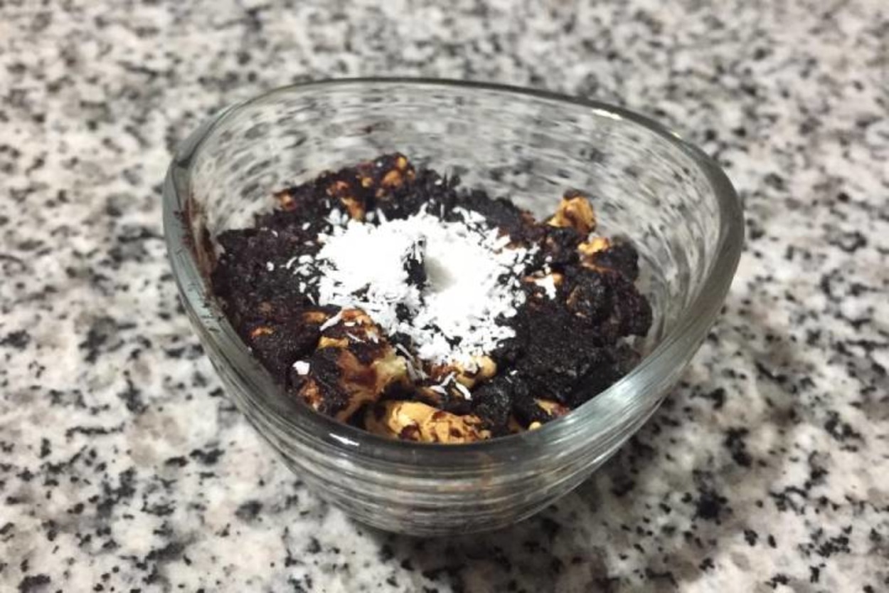 Sağlıklı Beslenenlere: Fit Hurmalı Çikolata