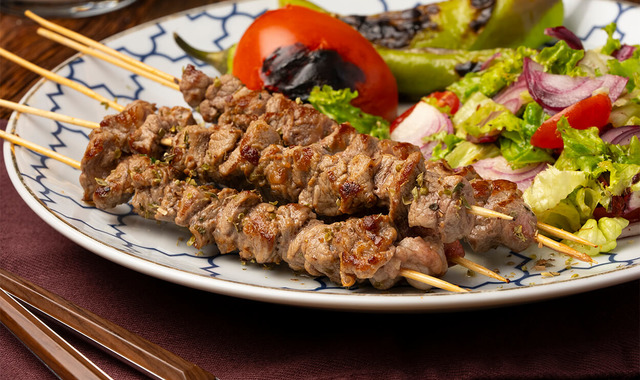 Her Lokması Ayrı Lezzet: Çöp Şiş