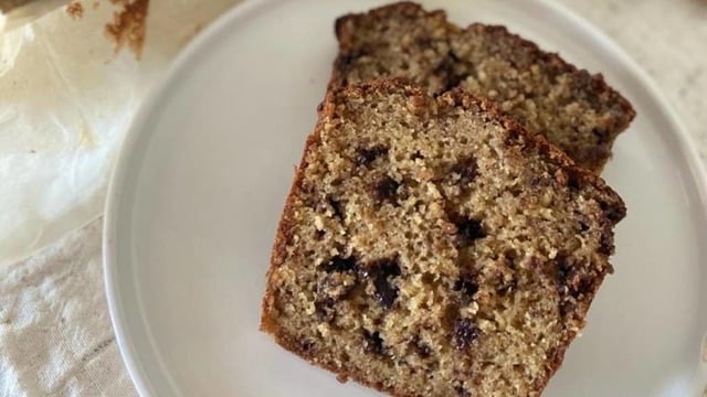 Harika Aromasıyla: Damla Çikolatalı Muzlu Kek