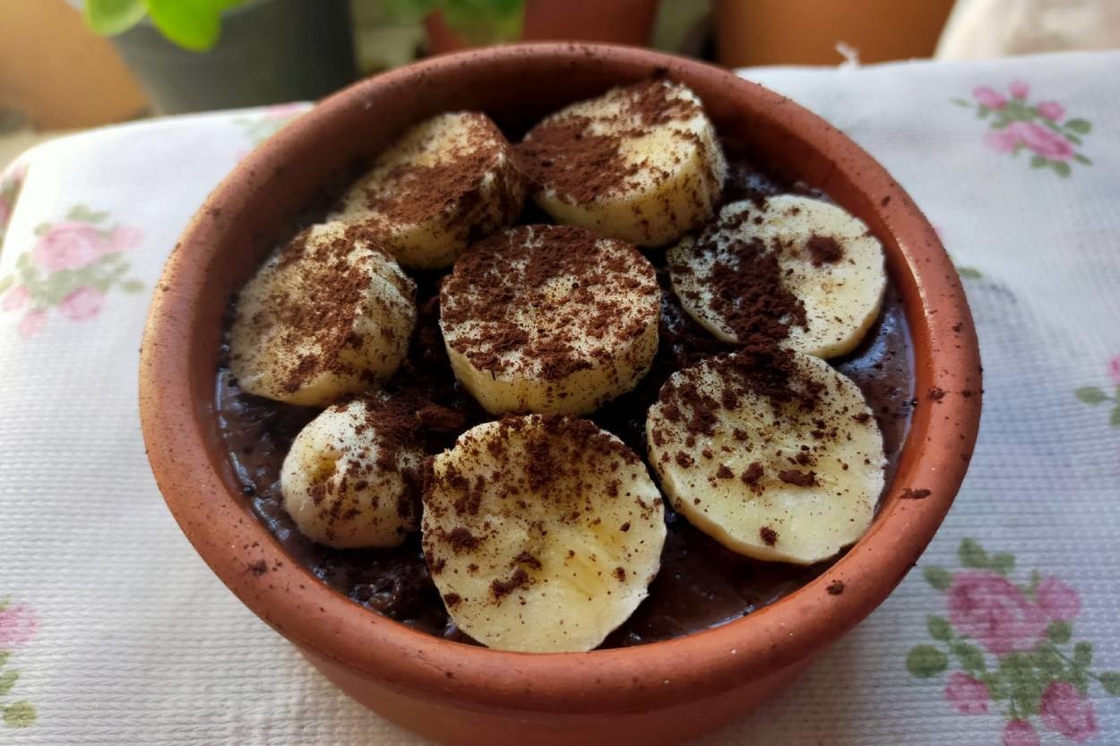 Tiramisu Tadında: Sıcak Yulaf Lapası