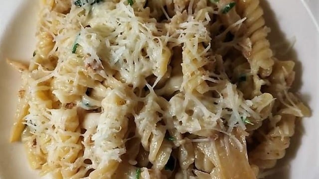 Çocuklar da Sevecek: Karnabaharlı Makarna
