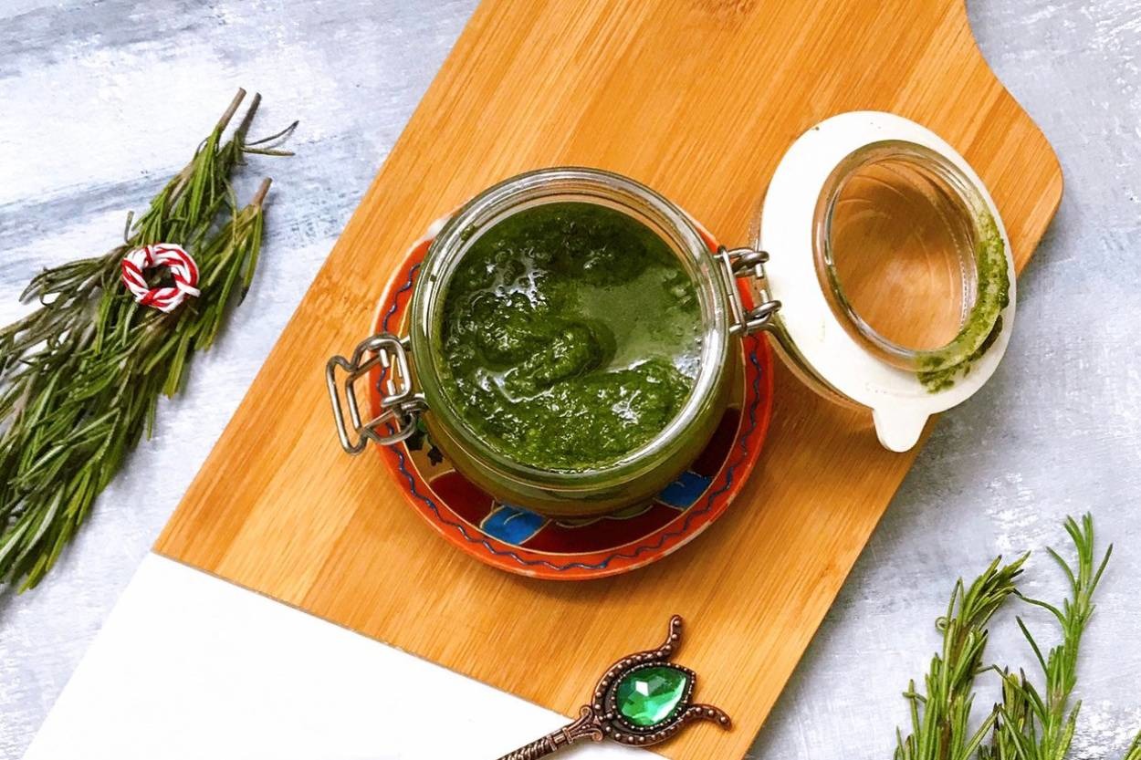 İtalyan Yemeklerinde Çok Sık Kullanılan: Orijinal Pesto Sos