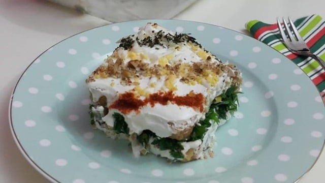 Lezzeti Dorukta: Etimek Salatası